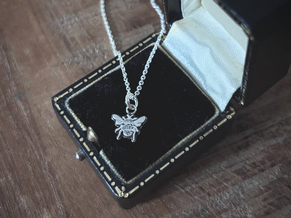 Mini Bee pendant